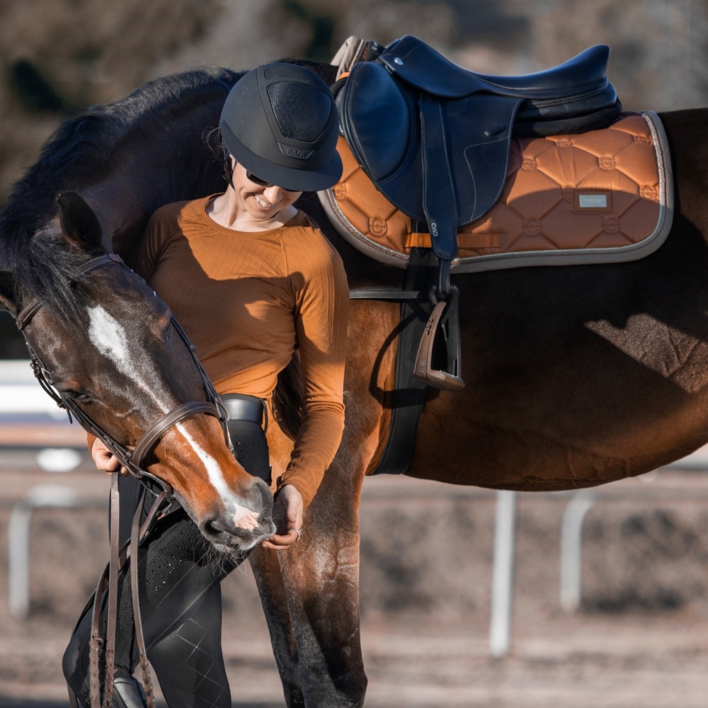 Equestrian Stockholm Bronze gold jump Saddle Pad - Picture 14 of 15
